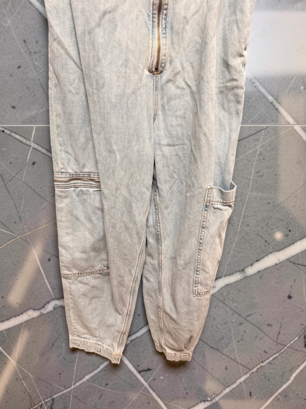 Zara Denim Utility Jumpsuit Light Wash Zip Front Boiler Suit Pockets Size Medium - Picture 4 of 6